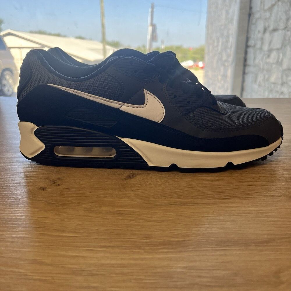 Nike Air Max 90 Men’s Size 10.5 - Black White Charcoal Gray Very Good Condition